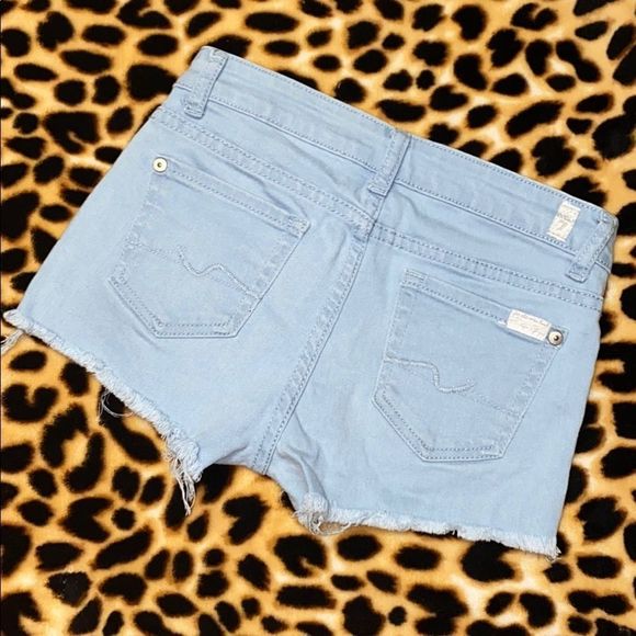 •7 FOR ALL MAN KIND•LIGHT WASH DISTRESSED LITTLE GIRLS SHORTS SIZE 12 EUC - Picture 3 of 7